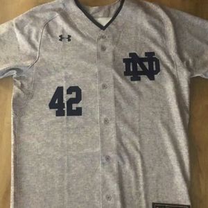 NOTRE DAME UNDER ARMOUR BASEBALL JERSEY MENS SIZE LARGE